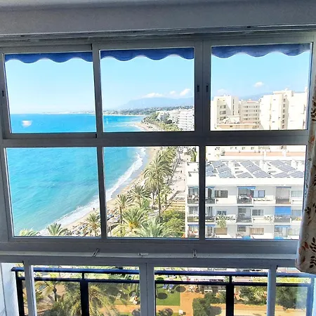 アパート Skol 709 Duplex 1 Bedroom In Skol With Gibraltar And Sea Views マルベーリャ