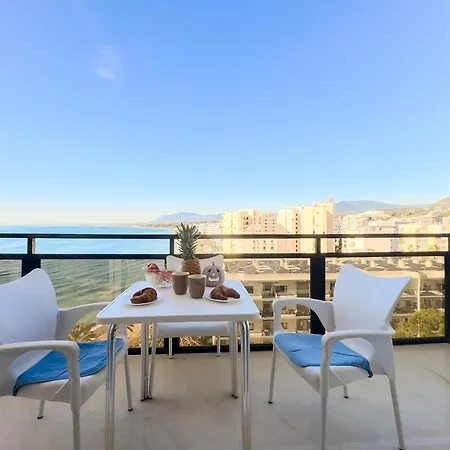 Daire Skol 709 Duplex 1 Bedroom In Skol With Gibraltar And Sea Views Marbella