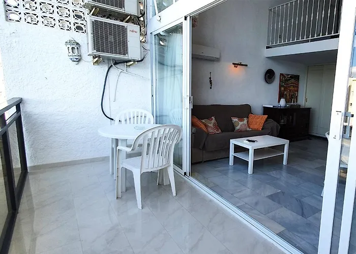 Skol 709 Duplex 1 Bedroom In Skol With Gibraltar And Sea Views Apartamento *