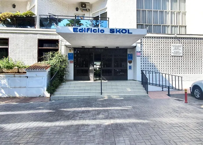 Skol 709 Duplex 1 Bedroom In Skol With Gibraltar And Sea Views Marbella