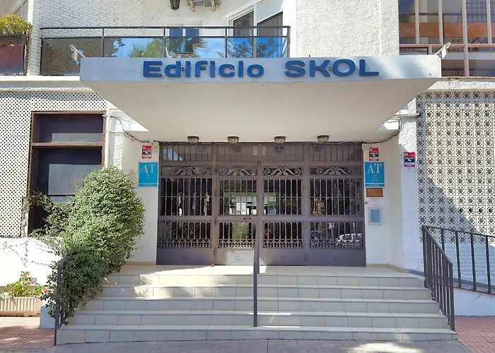 Daire Skol 709 Duplex 1 Bedroom In Skol With Gibraltar And Sea Views Marbella