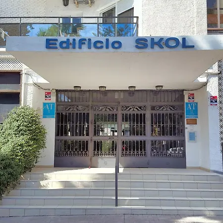 Апартаменти Skol 709 Duplex 1 Bedroom In Skol With Gibraltar And Sea Views Марбелья