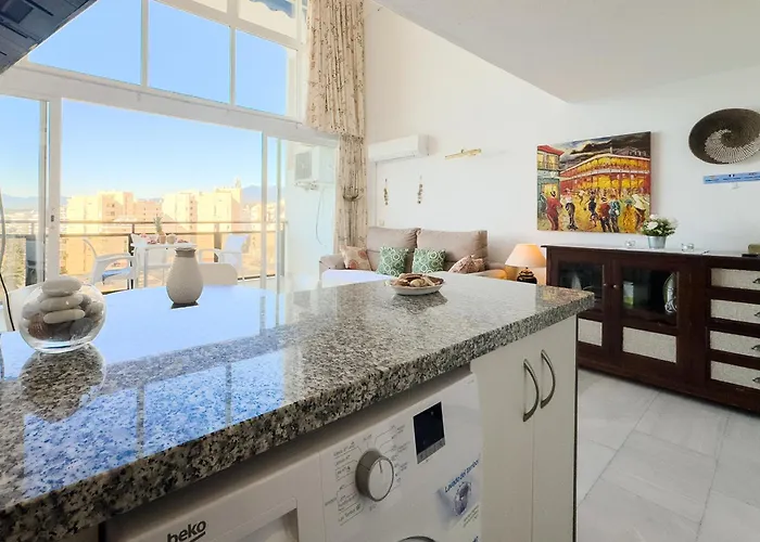 Skol 709 Duplex 1 Bedroom In Skol With Gibraltar And Sea Views * 마르베야