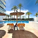 Skol 709 Duplex 1 Bedroom In Skol With Gibraltar And Sea Views Appartamento