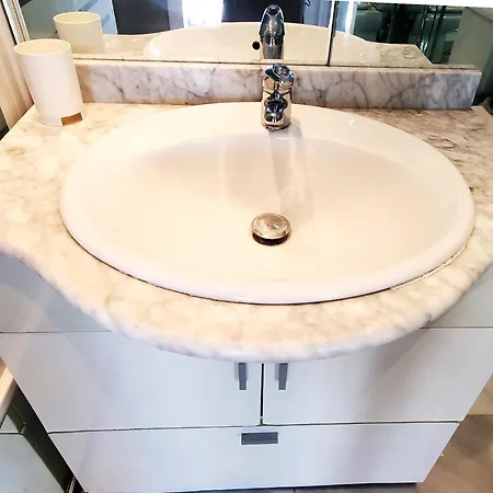 Apartment Skol 709 Duplex 1 Bedroom In Skol With Gibraltar And Sea Views