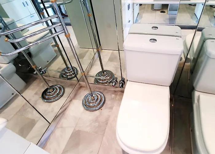 Skol 709 Duplex 1 Bedroom In Skol With Gibraltar And Sea Views Apartman *